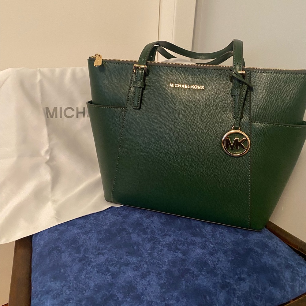 NWT - Michael Kors - Green Jet Set Tote